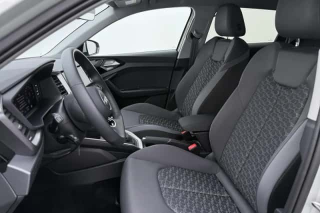 Audi A1 (2025) thumbnail 4