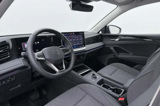 Volkswagen Tiguan (2026) thumbnail 4