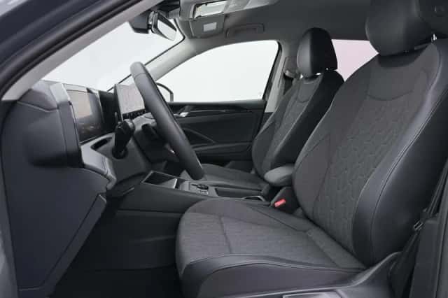 Volkswagen Tiguan (2026) thumbnail 4
