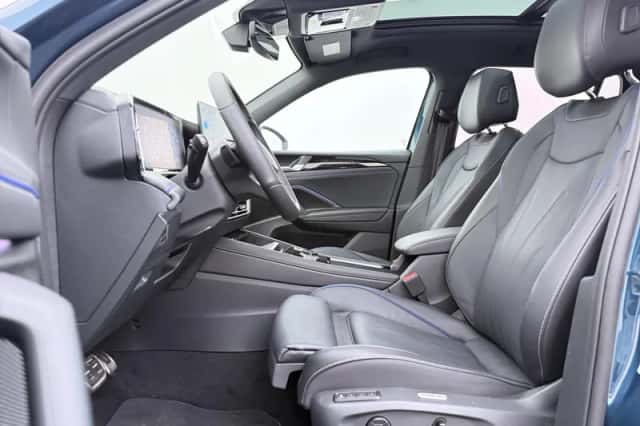 Volkswagen Tiguan (2025) thumbnail 4