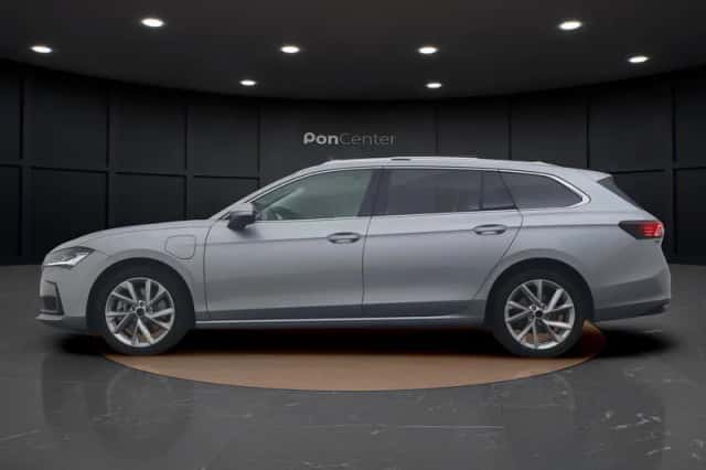 Škoda Superb (2025) thumbnail 6