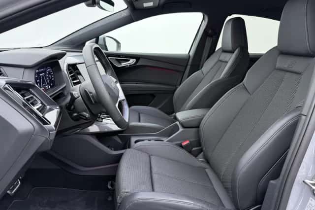 Audi Q4 (2026) thumbnail 4