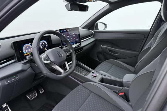 Volkswagen T-Roc (2026) thumbnail 2