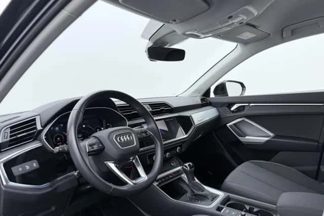 Audi Q3 (2024) thumbnail 3