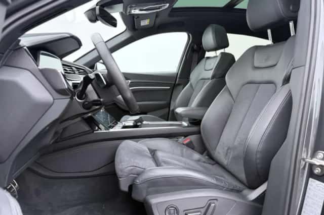 Audi Q8 (2024) thumbnail 5