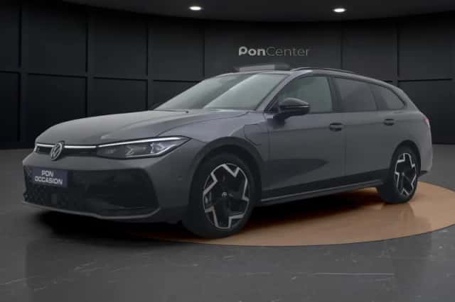 Volkswagen Passat (2025) thumbnail 1