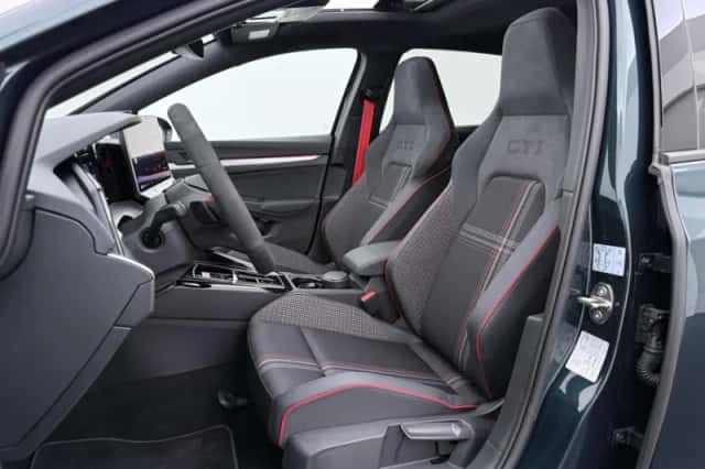 Volkswagen Golf (2026) thumbnail 5