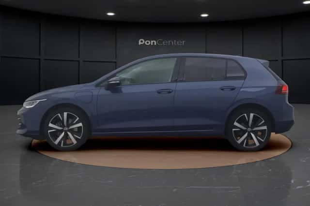 Volkswagen Golf (2026) thumbnail 5