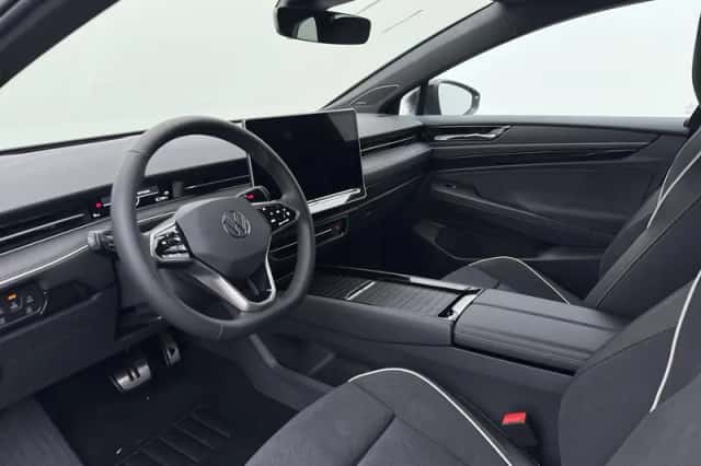 Volkswagen ID.7 (2026) thumbnail 2