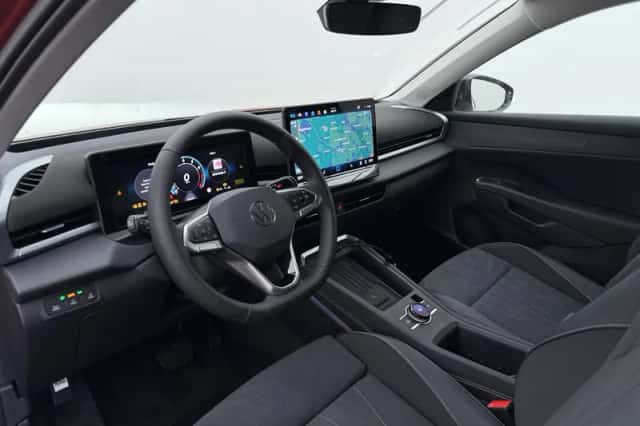 Volkswagen T-Roc (2026) thumbnail 2