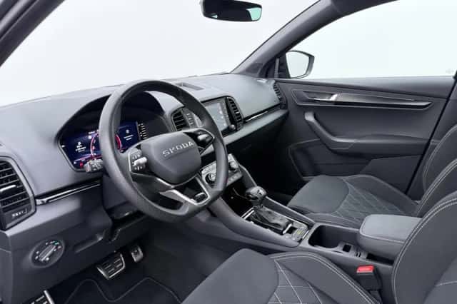 Škoda Karoq (2024) thumbnail 3