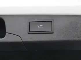 Volkswagen Passat (2024) thumbnail 11