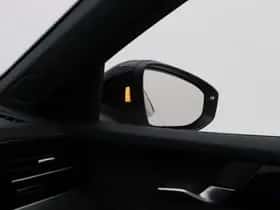 Volkswagen Passat (2024) thumbnail 17