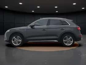 Audi Q5 (2022) thumbnail 5