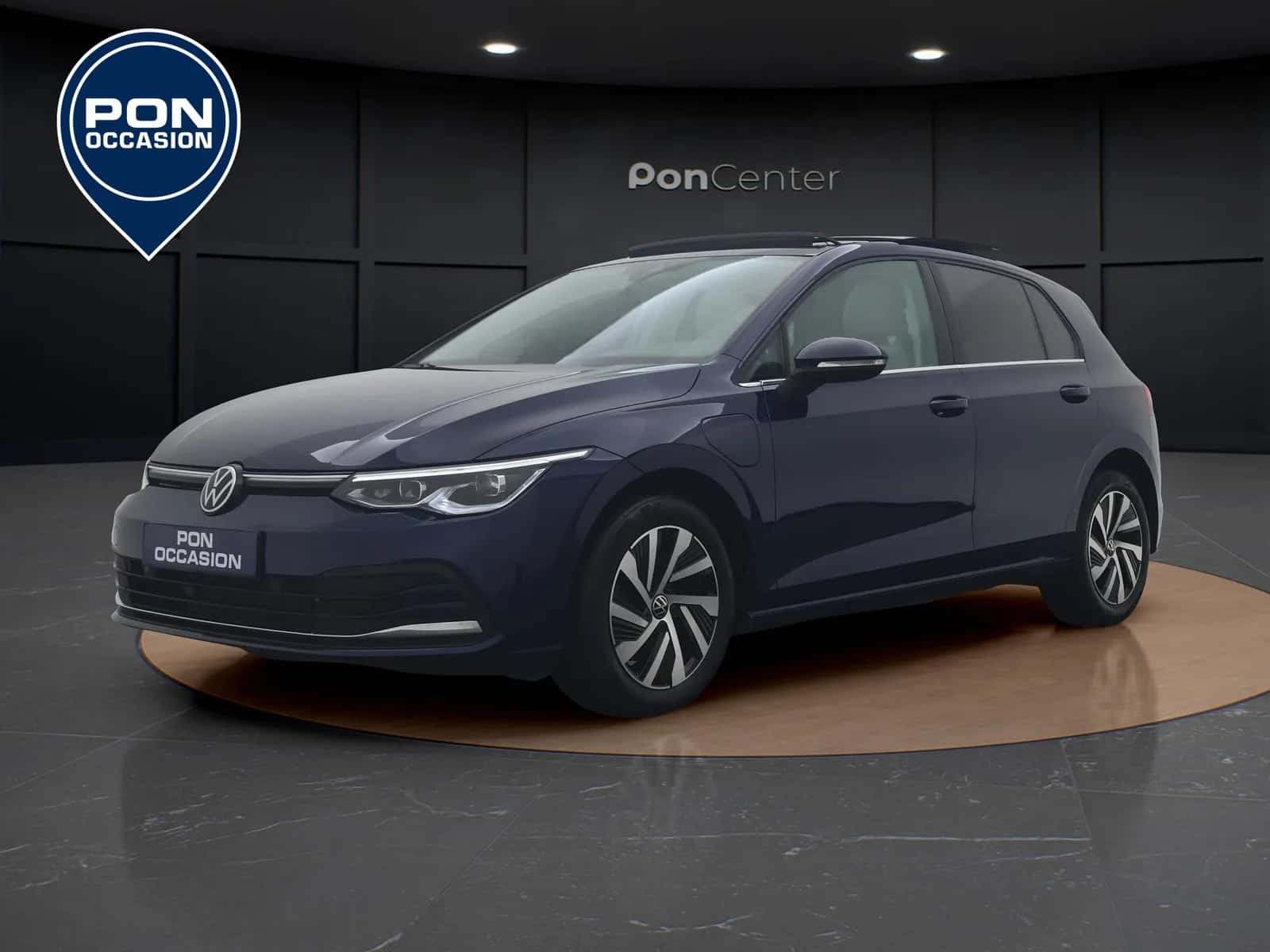 Volkswagen Golf (2022) — foto 1