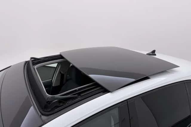 Volkswagen Golf (2022) thumbnail 7