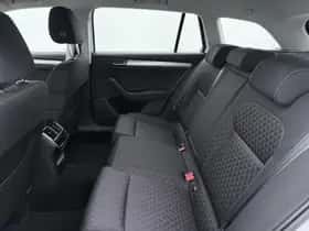 Škoda Superb (2022) thumbnail 7