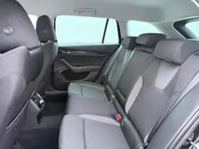 Škoda Octavia (2024) thumbnail 12