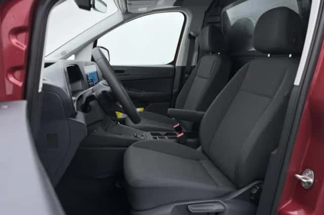 Volkswagen Caddy (2024) thumbnail 5