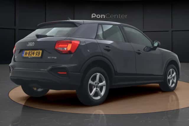 Audi Q2 (2022) thumbnail 5