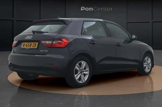 Audi A1 (2023) thumbnail 5