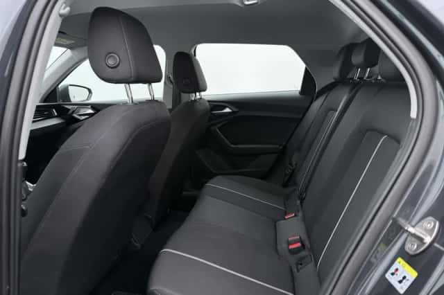 Audi A1 (2023) thumbnail 10