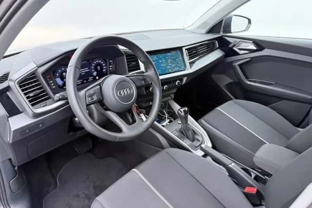 Audi A1 (2025) thumbnail 3