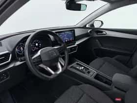 SEAT Leon (2022) thumbnail 3