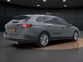 Škoda Superb (2024) thumbnail 5