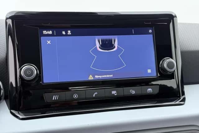 SEAT Arona (2022) thumbnail 9