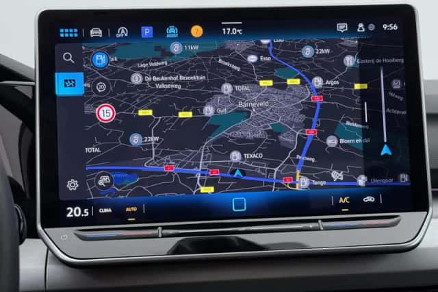 Volkswagen Golf (2024) thumbnail 9