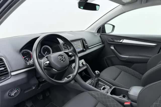 Škoda Karoq (2022) thumbnail 4