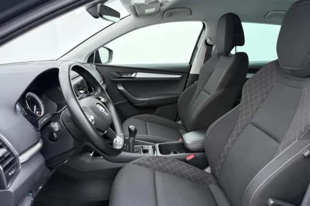 Škoda Karoq (2022) thumbnail 5