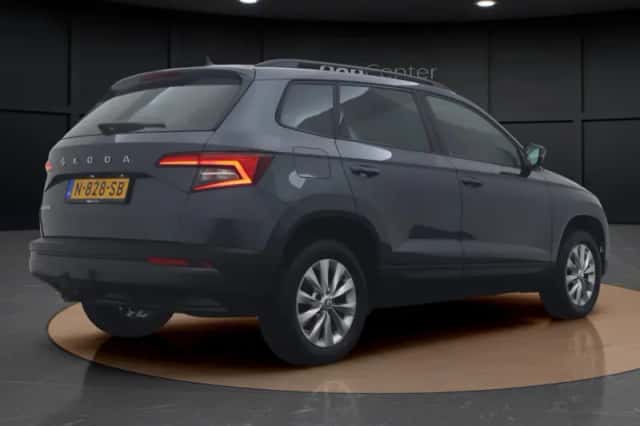 Škoda Karoq (2022) thumbnail 6