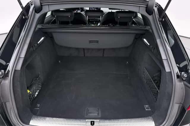 Audi A4 (2024) thumbnail 14