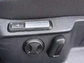 Volkswagen Passat (2022) thumbnail 8