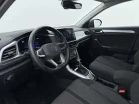 Volkswagen T-Roc (2025) thumbnail 3