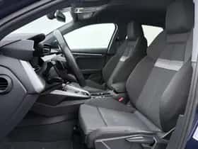 Audi A3 (2021) thumbnail 4
