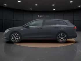 Volkswagen Golf (2022) thumbnail 6