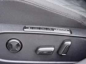Volkswagen Golf (2022) thumbnail 7