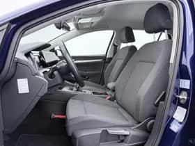Volkswagen Golf (2021) thumbnail 4