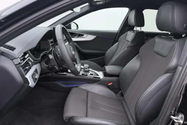 Audi A4 (2024) thumbnail 5