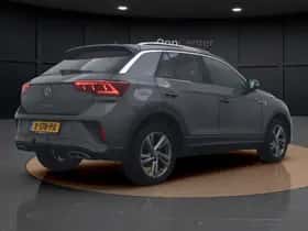 Volkswagen T-Roc (2024) thumbnail 5