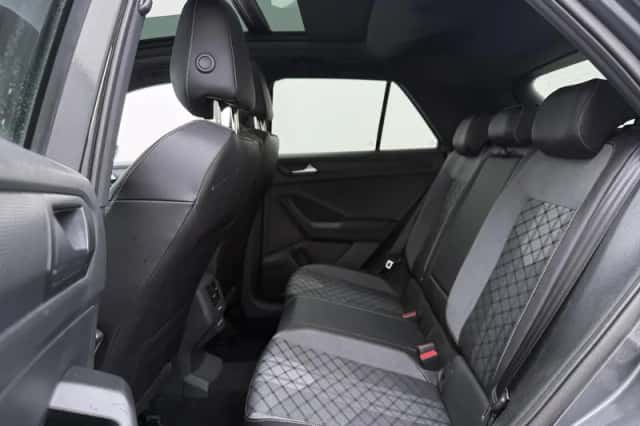 Volkswagen T-Roc (2024) thumbnail 7