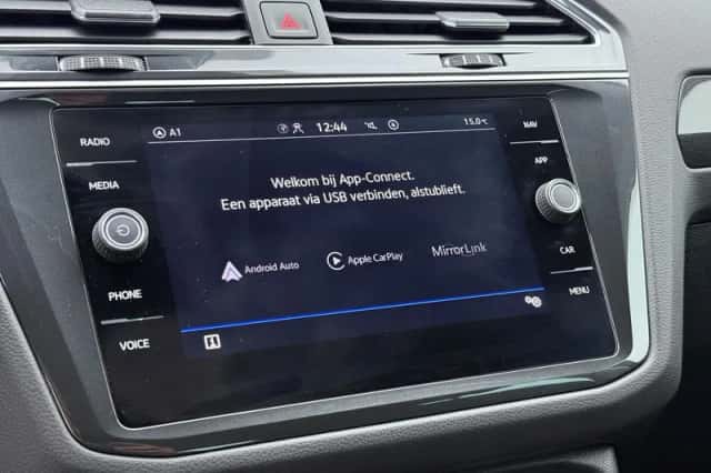 Volkswagen Tiguan (2022) thumbnail 13