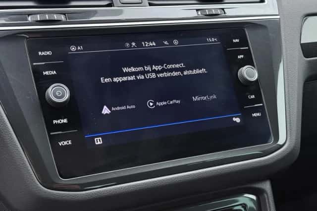 Volkswagen Tiguan (2022) thumbnail 14