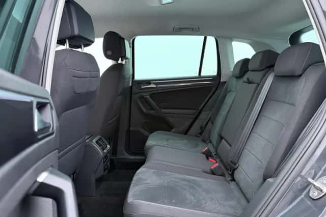 Volkswagen Tiguan (2022) thumbnail 7