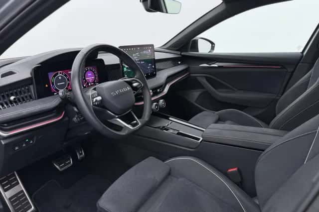 Škoda Superb (2025) thumbnail 3