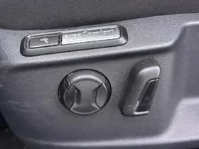 Volkswagen Passat (2022) thumbnail 9
