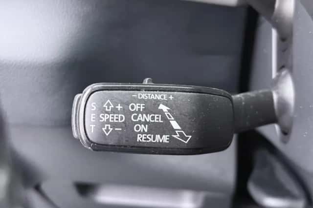 Škoda Karoq (2025) thumbnail 9